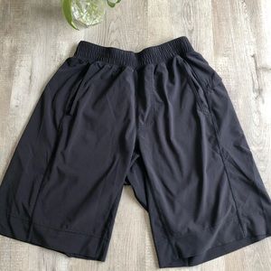 Men’s black lululemon shorts